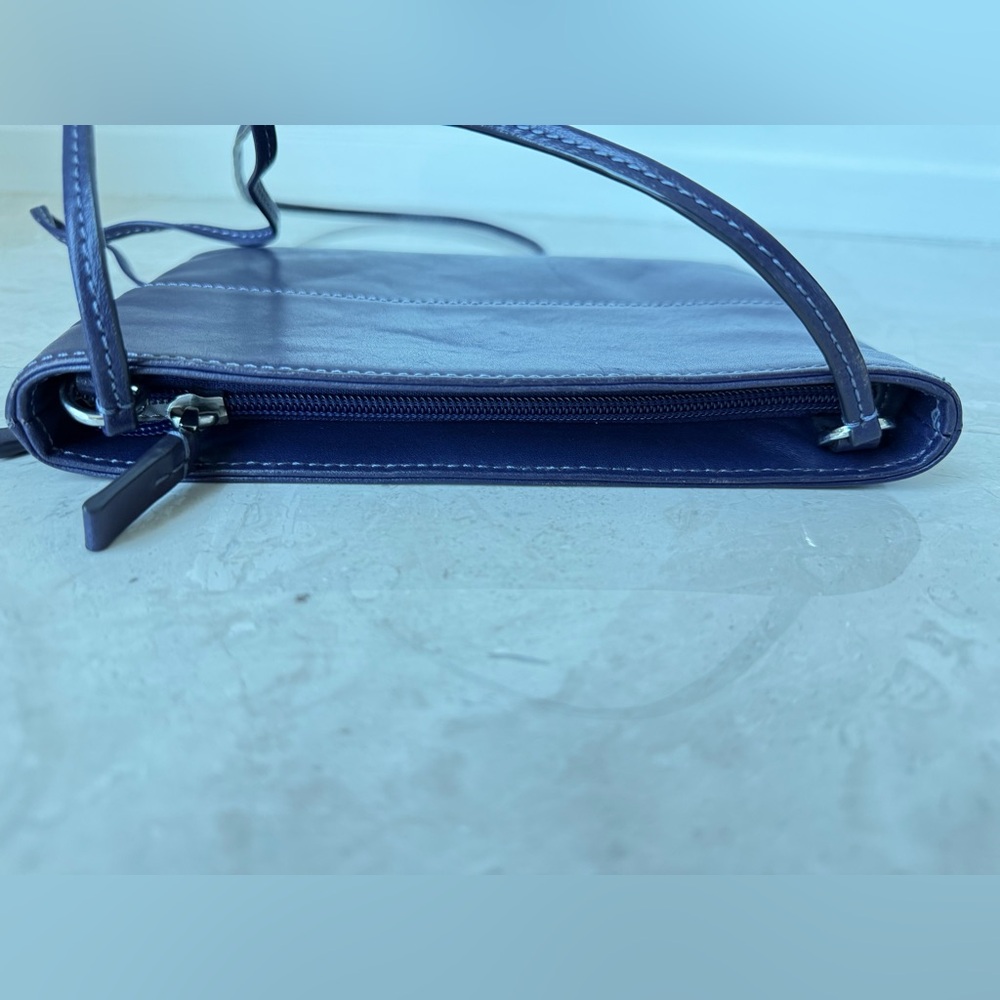 TUMI Women's Purple Crossbody Bag/wallet/purse, shoulder bag pouch - Picture 6 of 12